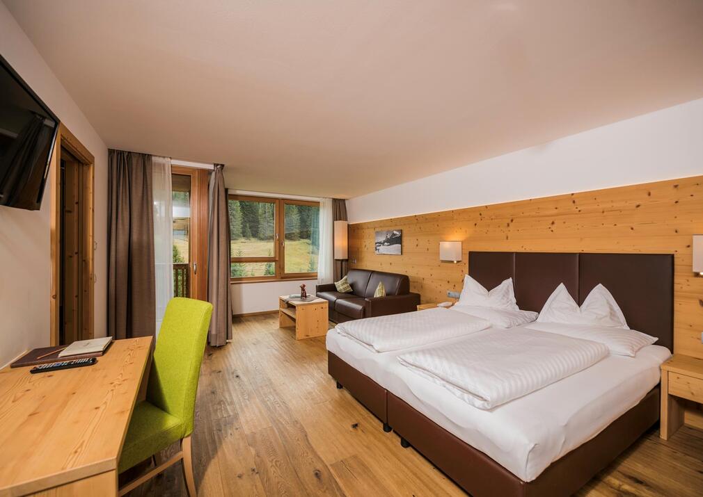 -www-wisthaler-com-18-10-hotel-floralpina-haw-7677-hr