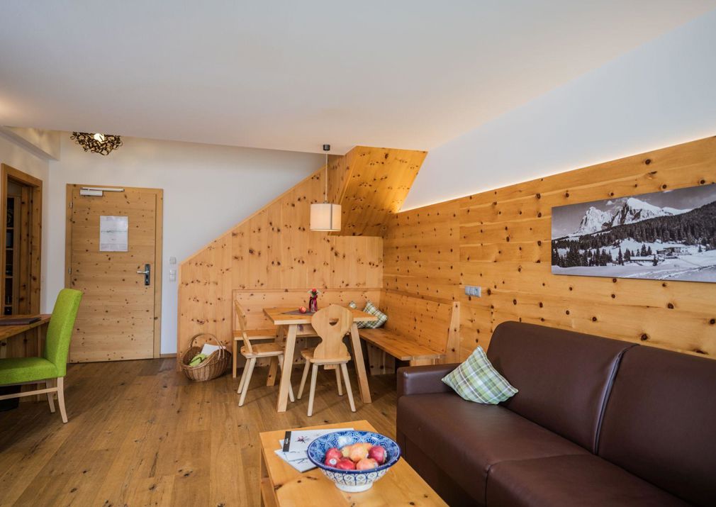 Der Wohnbereich der Suite Antermoia