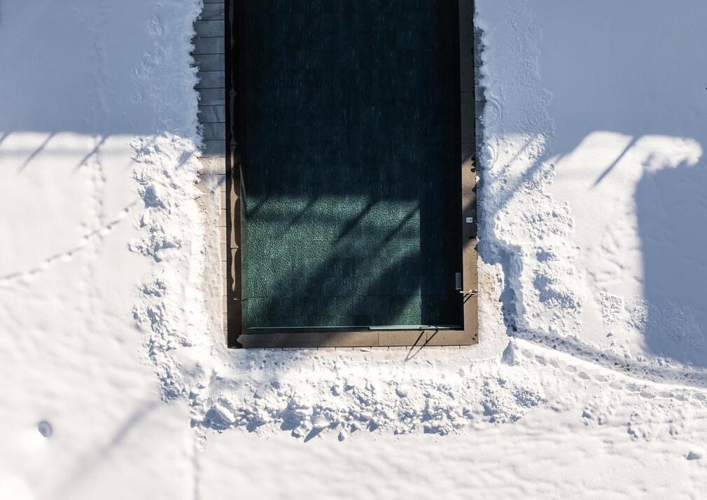 dji-20241218094158-0283-d-lowres